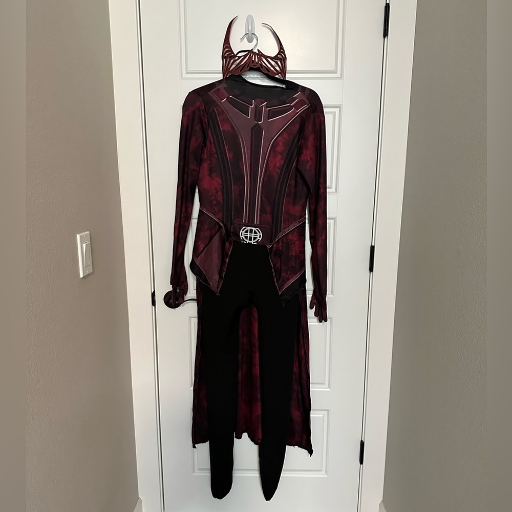 Wanda Maximoff / Scarlet Witch